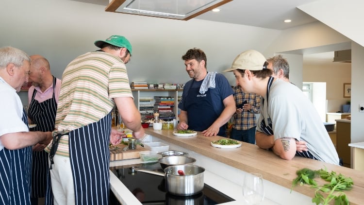 educational-kitchen-the-pony-chew-magna.jpg