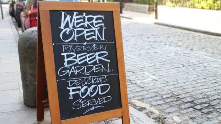 How-many-new-hospitality-businesses-were-there-in-2021.jpg