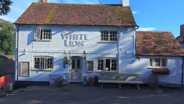 Property: Admiral Taverns reopens Soberton pub