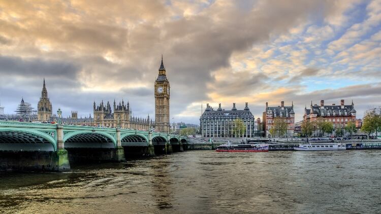 Site closed every 48 minutes, pub applications almost double, £150m community ownership fund