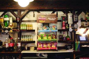 Great.Lyde.back.bar.area.jpg