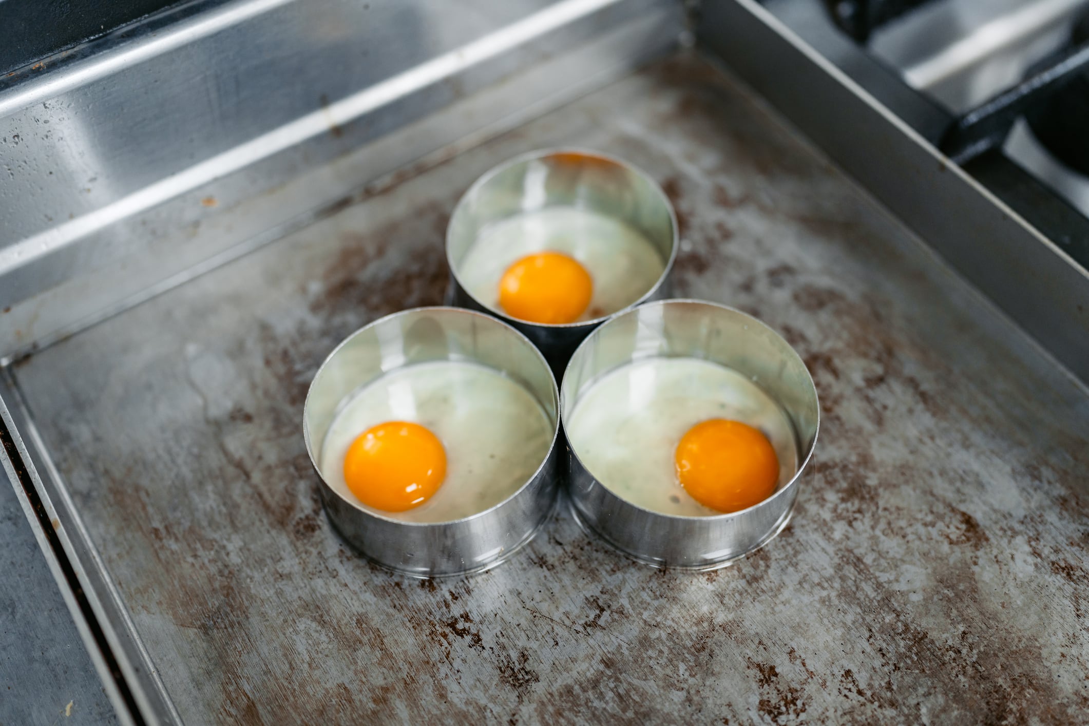 Pubs urged to review standards amid Salmonella warnings