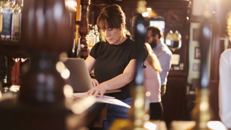 Vote now: how can Gov best support your pub?