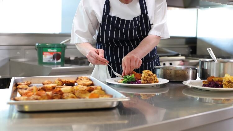 Calls for pubs to enter Great Roast competition