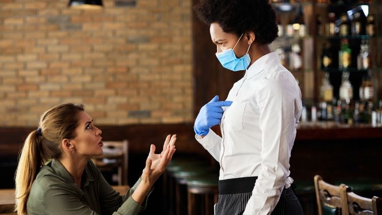 SLTA fears for bar staff over face mask extension