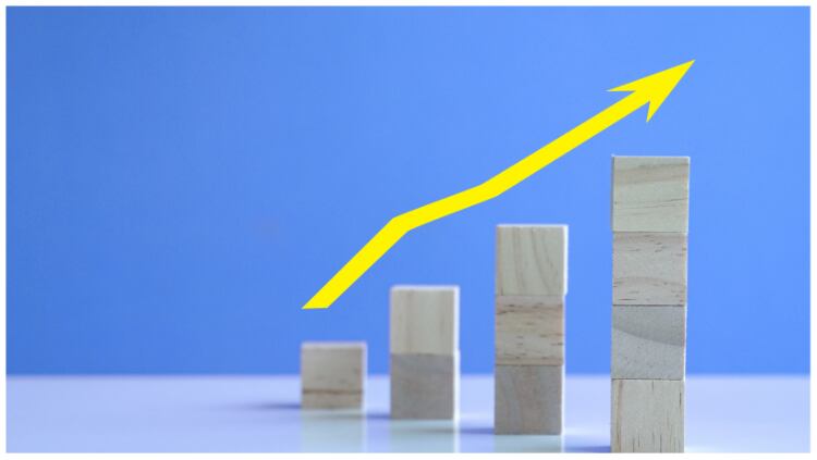 Interest-rate-hike-will-negatively-hit-hospitality.jpg