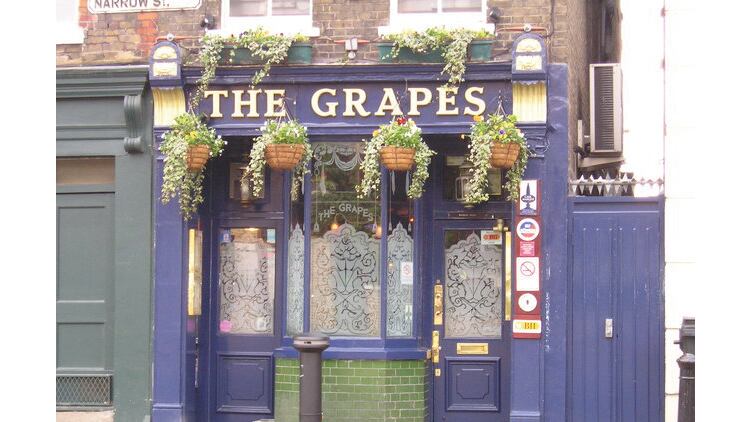 Staff tackle blaze at Sir Ian McKellen-owned pub