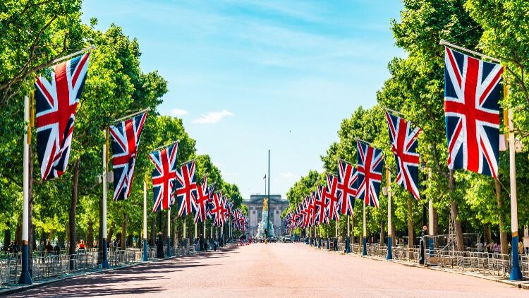 Raise a royal glass – new products for the coronation