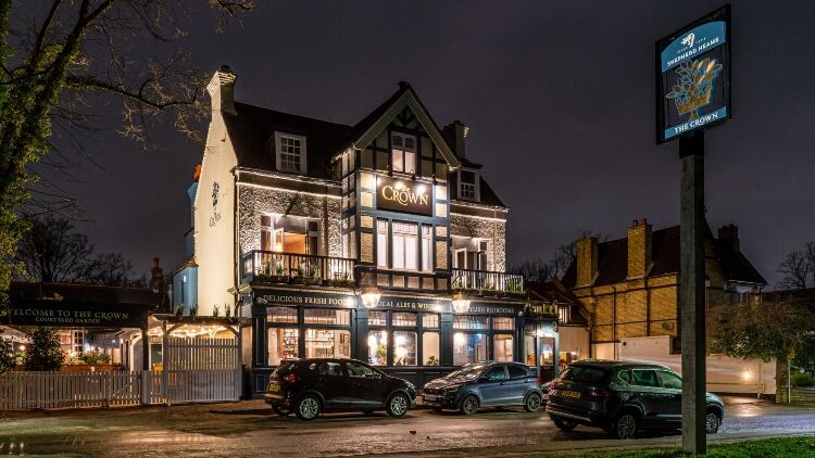 Shepherd-Neame-s-The-Crown-at-Chislehurst.jpg