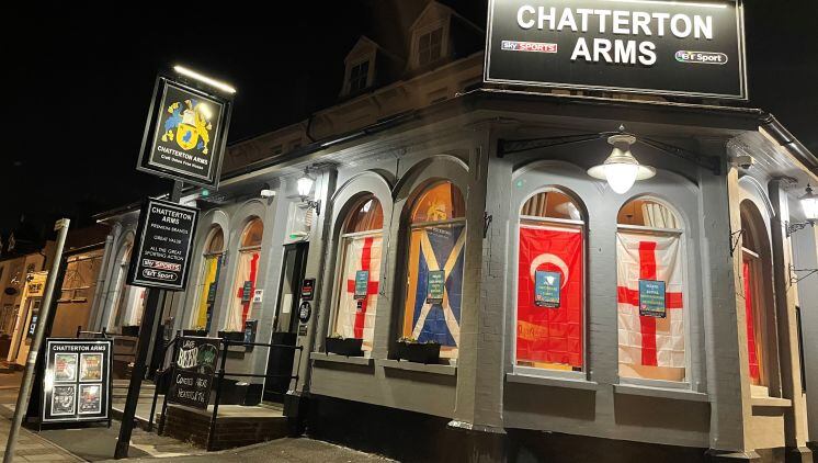 chatterton.arms.1.000.jpg