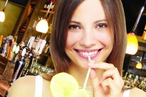 girl.drinking.lemonade.jpg