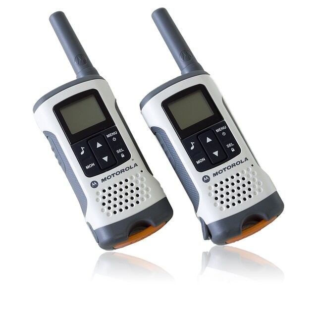 motorola-talkr-walk-n-talk-3781021_640.jpg