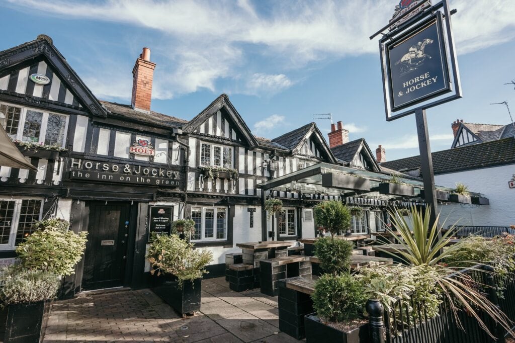 Joseph Holt teams up with Black Friar operators to open new gastro destination