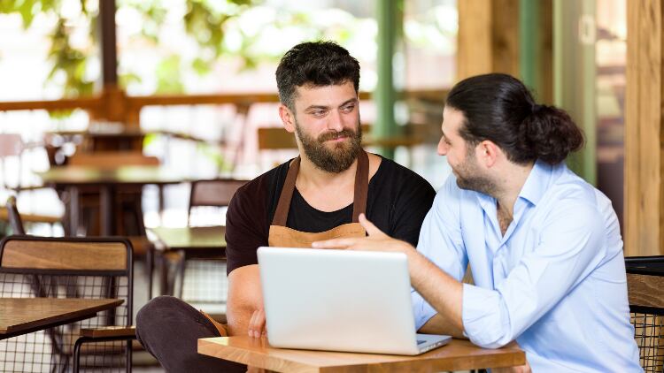 Customer-service-4.jpg