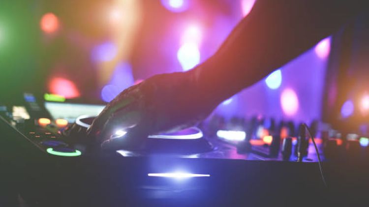 Pub served noise abatement orders due to laughter