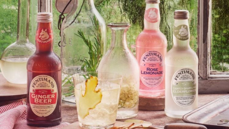 On-trade soft drinks and mixer sales down £18.3bn in 2020 