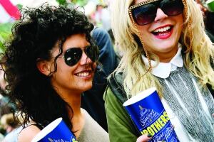Brothers.Lifestyle.festival.girls.jpg