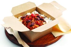 Brakes.Snack.box-chili.con.carne.with.rice.jpg