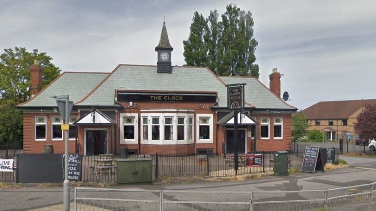 Customer told to pay £1 or leave after asking for tap water to take tablets
