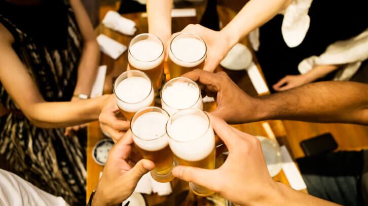 Drinks sales down but hopes up for strong Christmas