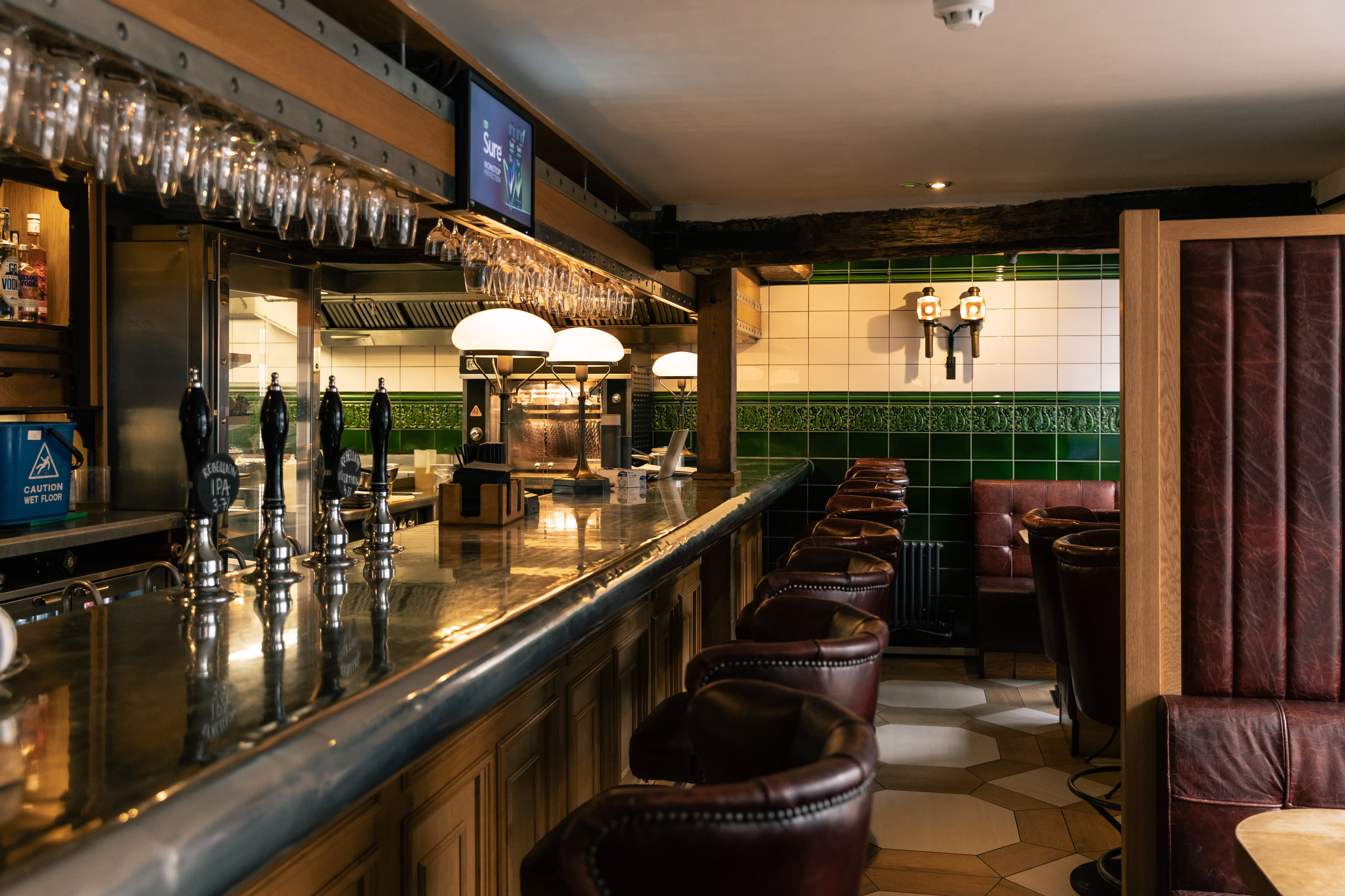 The Coach Marlow interior