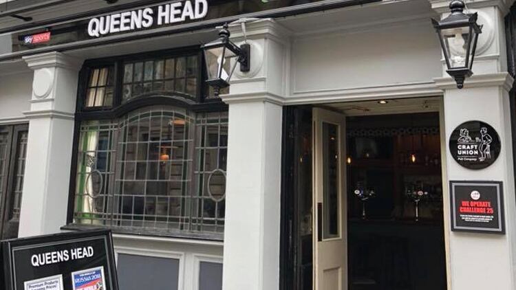 Declining-pub-must-install-customer-ID-scanner-to-keep-licence.jpg