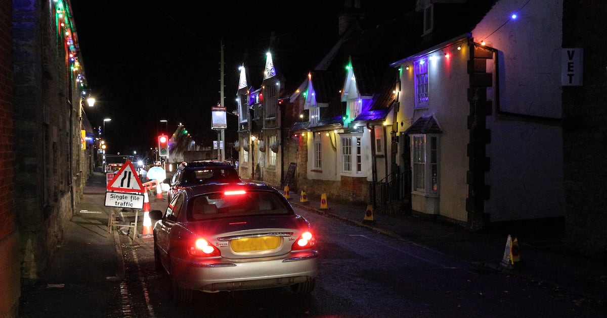 Roadworks disruption continues as pubs call for clearer support