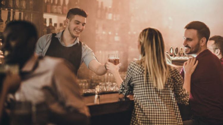 UK-unemployment-rates-show-importance-of-hospitality-businesses.jpg