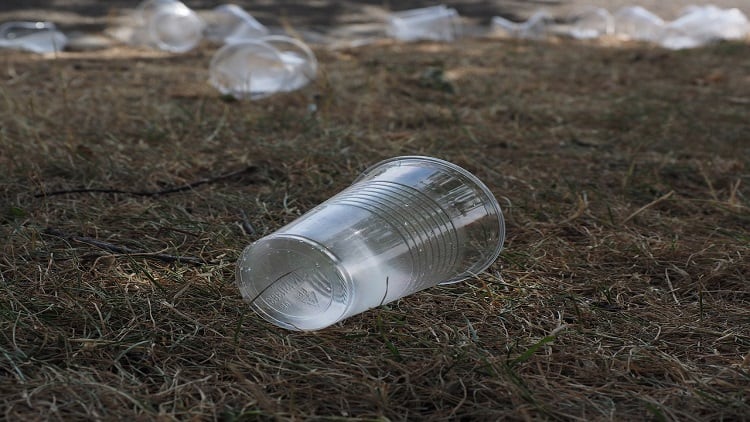 Government-moves-forward-with-plastic-tax.jpg