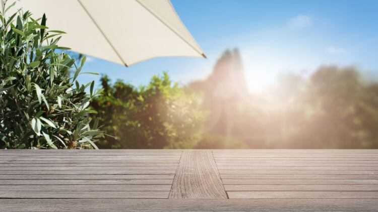 What are the licensing rules for beer gardens?
