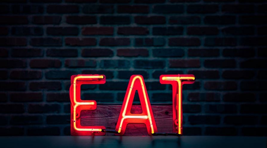 Young Brits with food allergies 'fear' eating out
