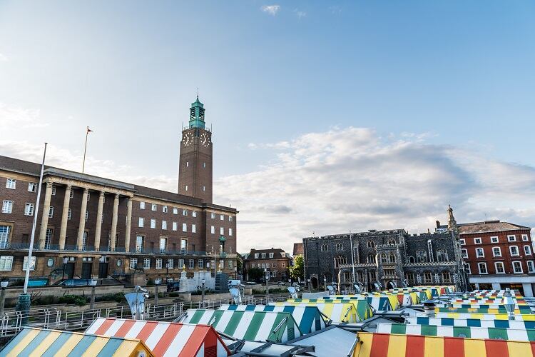 • LIVE: City Council praised for extra pub fund