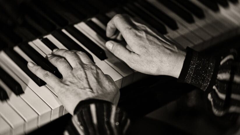 Do-you-need-a-licence-to-have-a-piano-in-a-pub.jpg