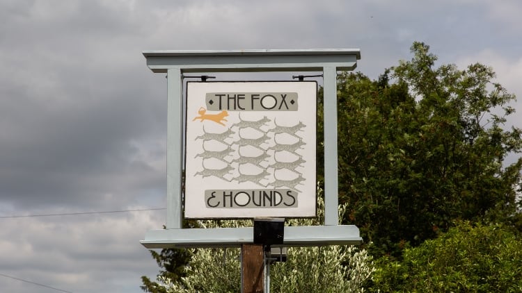 Fox-and-Hounds.jpg
