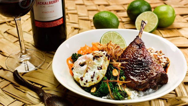 Oriental-Burst-Duck-Donburi-With-Steamed-Rice-Crispy-Fried-Egg_Web.jpg