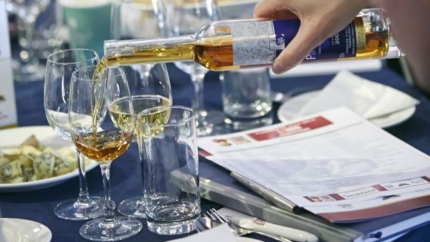Cider_Summit_tasting.jpg