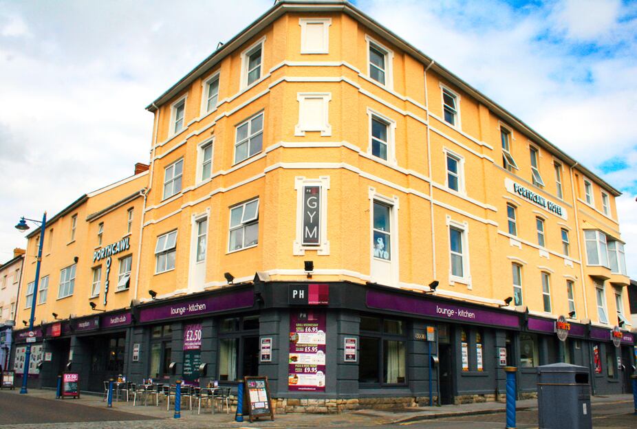 Porthcrawl-hotel.jpg