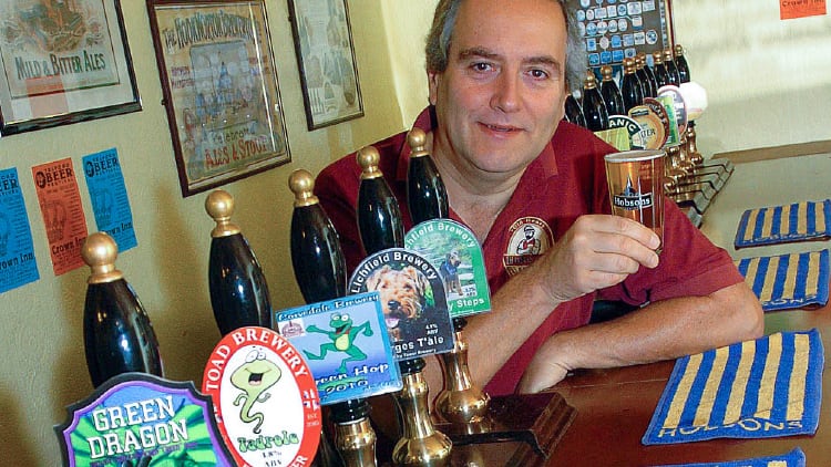 The-Crown-Inn-Oakengates-Shropshire_1.jpg