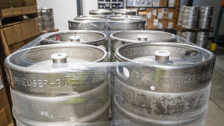 Unite calls for beer safety ‘summit’ before pubs reopen