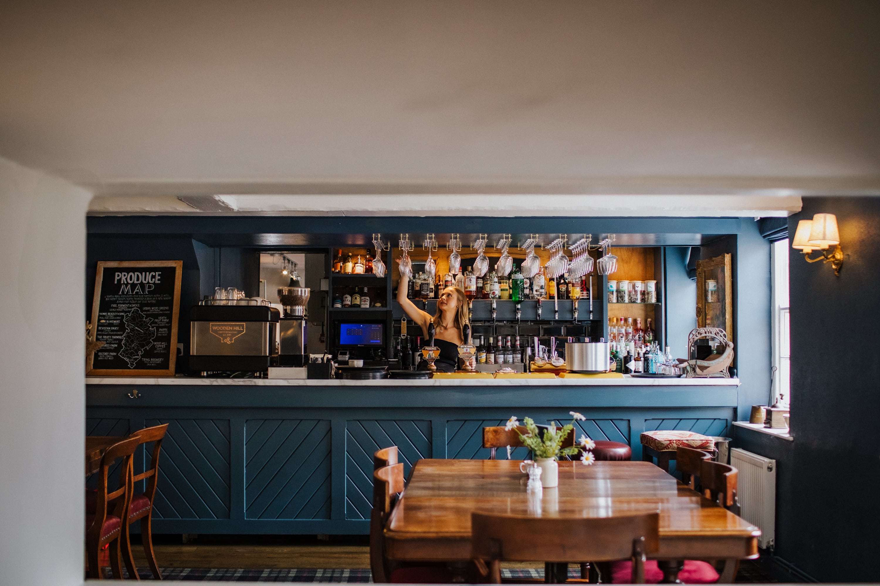 The bar at the Oakley Arms, Harrold