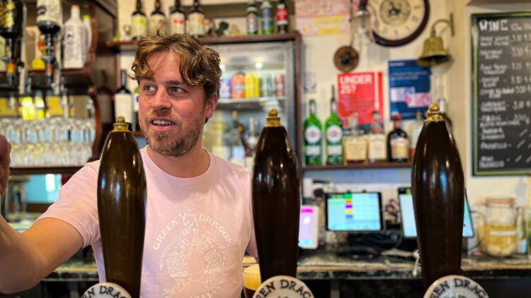Pub-suppliers-need-to-offer-support-and-better-communication.jpg