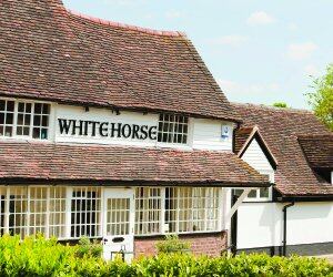White.Horse.in.Harpenden.jpg