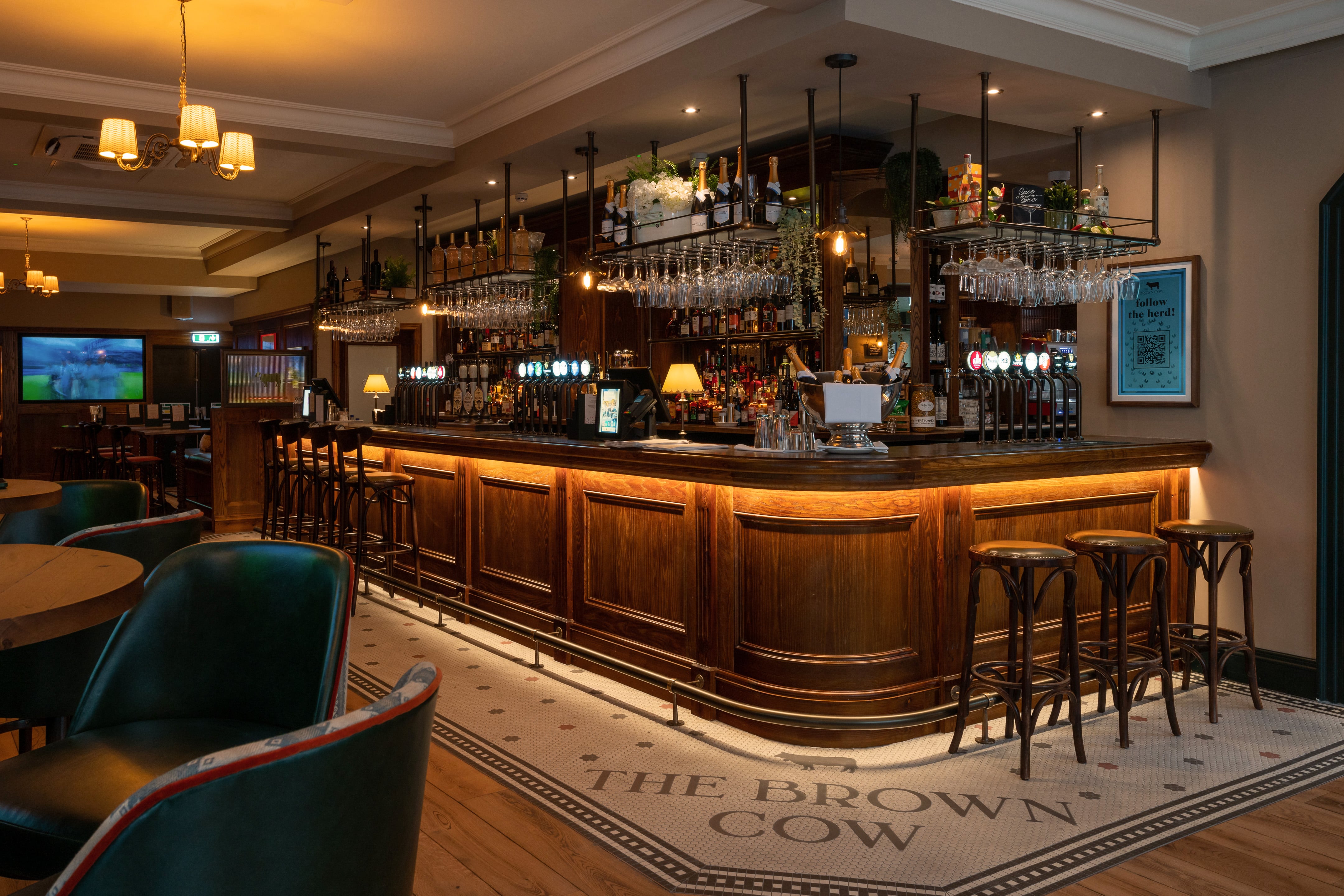 The Brown Cow, Fulham expanded into neighbouring site.
