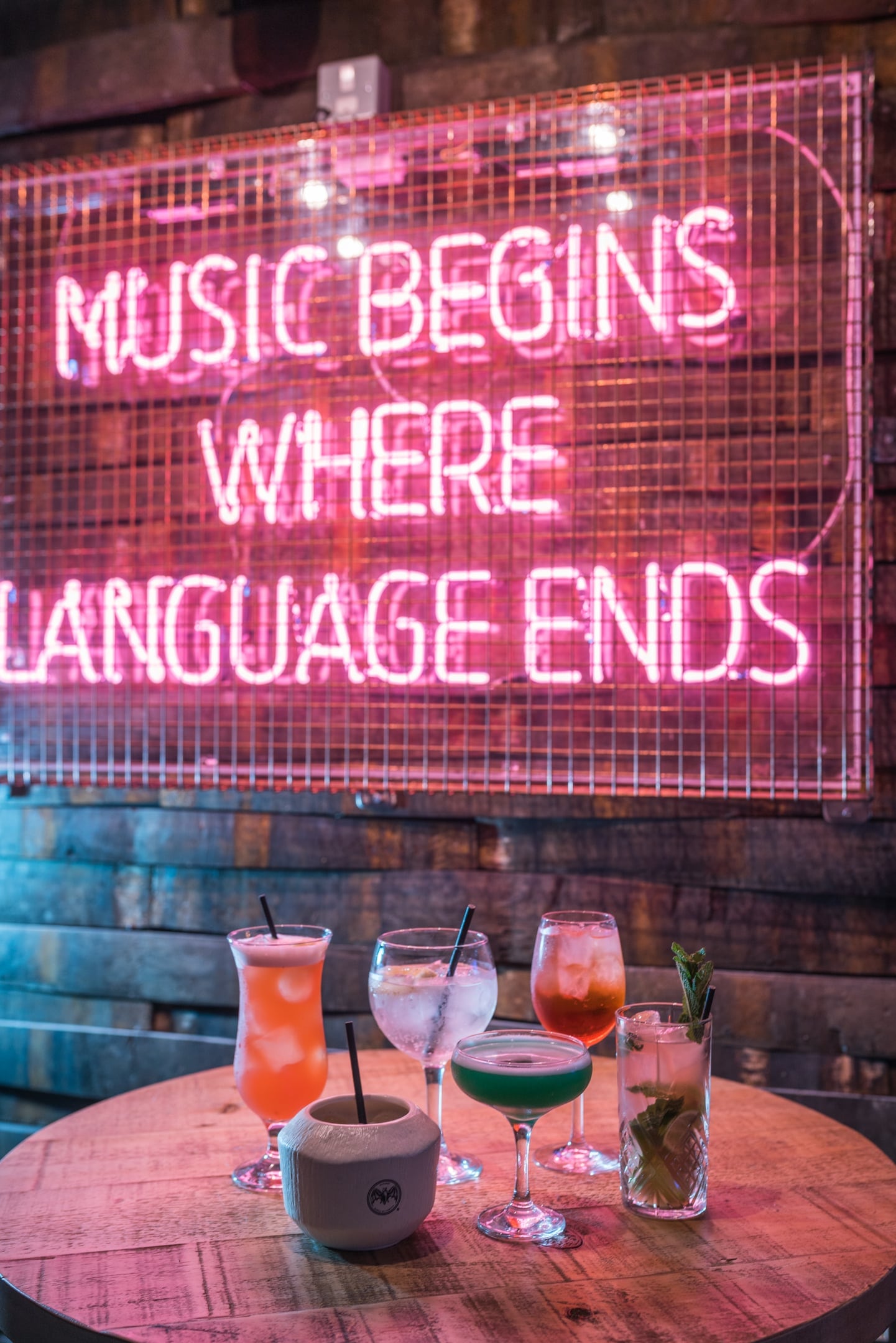 O-Neill-s-remodel-decor-sign.jpg