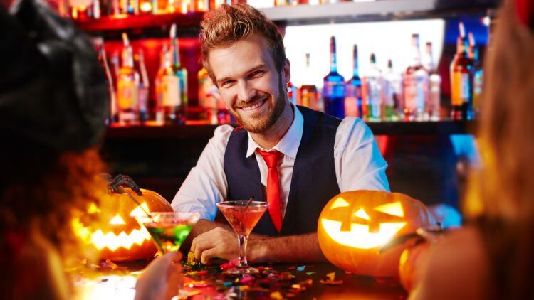 What-hours-can-I-trade-at-halloween.jpg