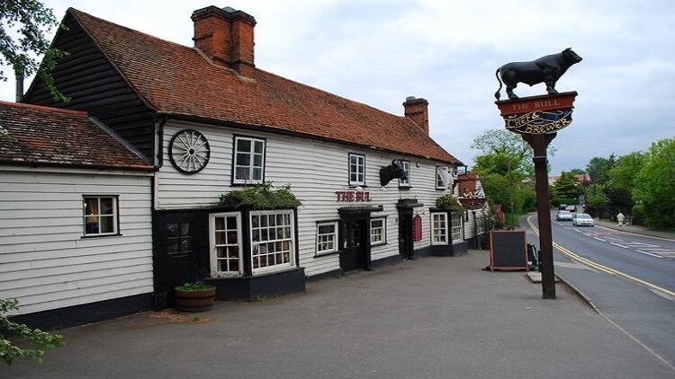 Community rallies around staff of pub destroyed by fire