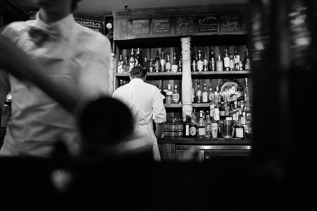 bar-498420_640.jpg