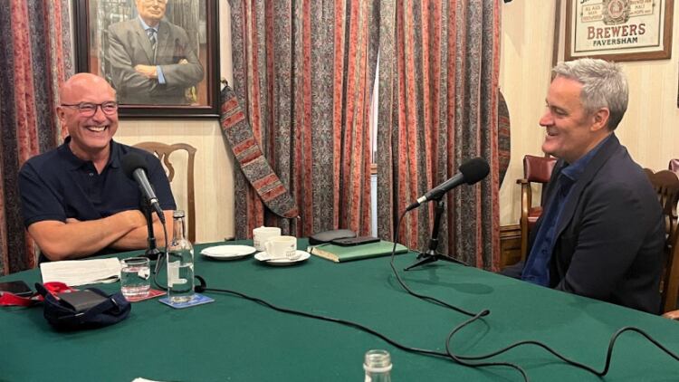 Quiet-on-the-set-Gregg-Wallace-left-with-Shepherd-Neame-s-Jonathon-Swaine.jpg