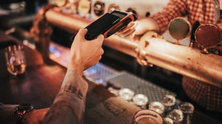 Drinks sales almost level with 2019 in week to 21 May