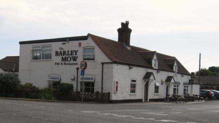 Diner chokes to death on pub lunch